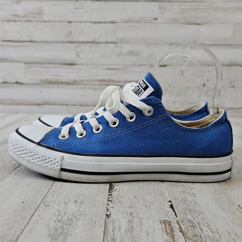 Converse All Star Blue And White Low Top Sneaker Shoes womens size 7 - Picture 3 of 7